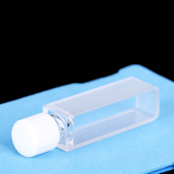 Cuvette for UV Anaerobic Applications