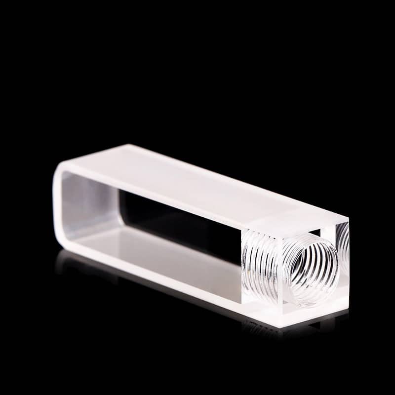 Spectrphotometer 2 Clear Walls Cuvette Side View